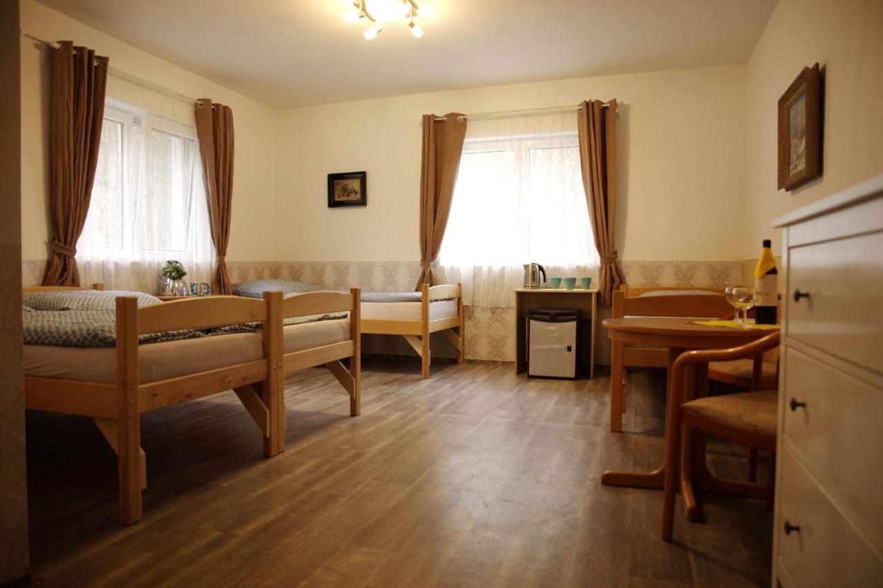 Konstantinovy Lázně Penzion U Jezera酒店 外观 照片